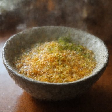 QuaRot W3A3: A steaming bowl of ramen with soft-boiled egg, pork chashu, green onions, food photography